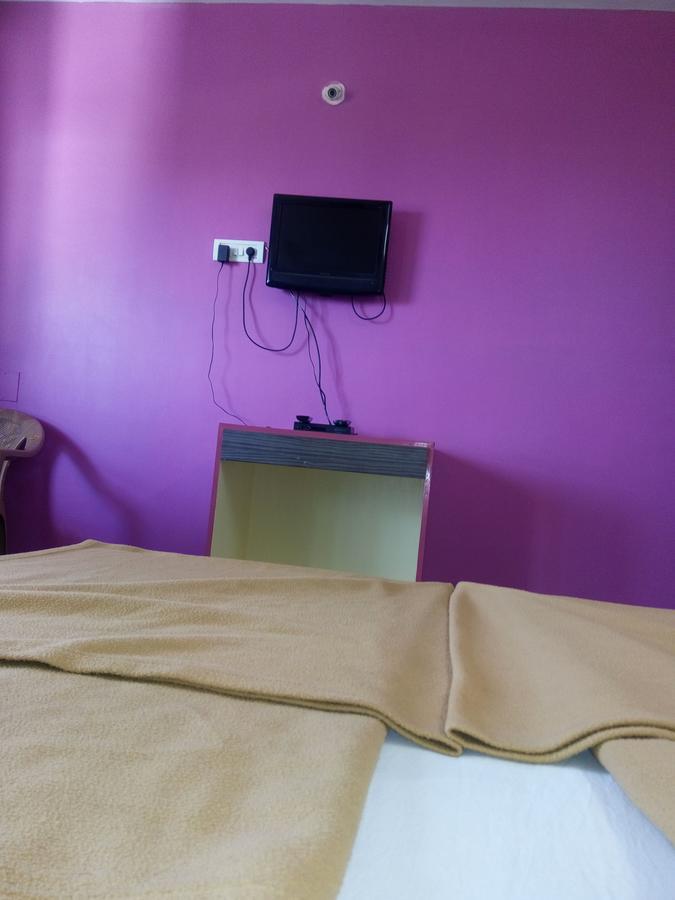 Hotel Guruji Alībāg Extérieur photo