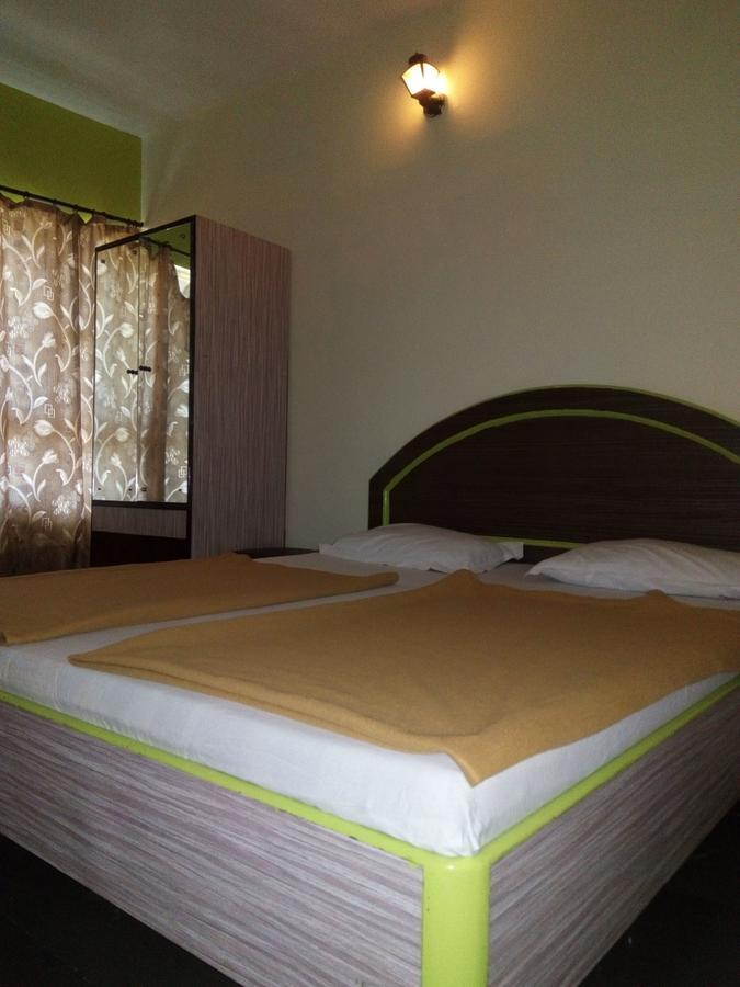 Hotel Guruji Alībāg Extérieur photo
